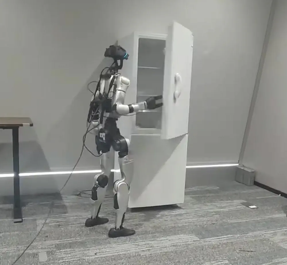 LocoManiLab: A Unified Testbed for Data, Policies, Controllers, and Deployment in Humanoid Loco-Manipulation